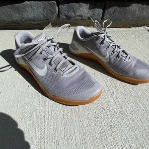 Nike Metcon 4- Size 12- Grey/White/Gum